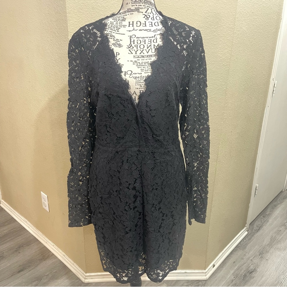 Wayf Elegant Black Lace Dress‎